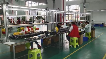 【新時(shí)代 新征程 新偉業(yè)】安龍:企業(yè)入駐新園區(qū) 開足馬力忙生產(chǎn)